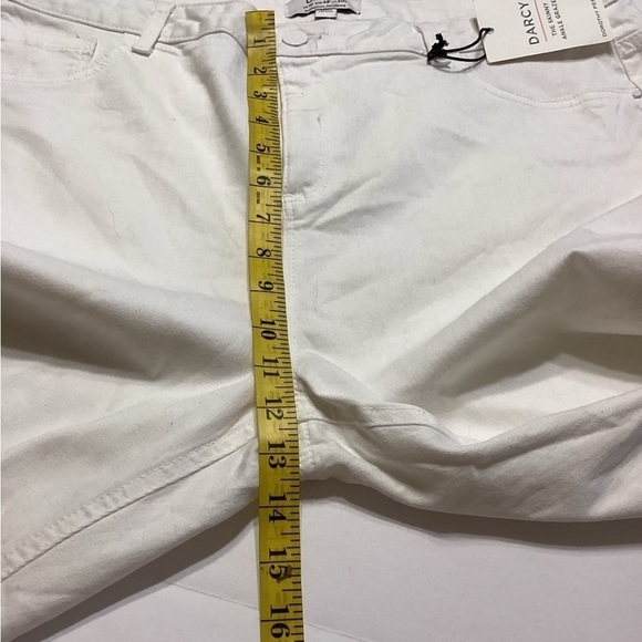 Darcy By Dorothy Perkins NWT Women’s Size 16 White Jeans Distressed - Picture 6 of 10